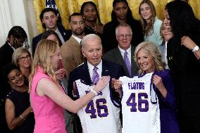 Joe Biden welcomes LSU Tigers - Washington