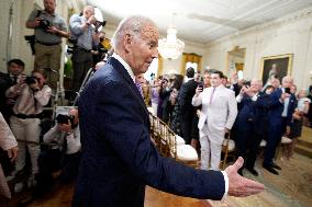Joe Biden welcomes LSU Tigers - Washington