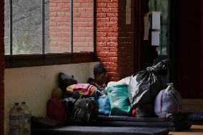 Mexico City Authorities Set Up More Temporary Shelters For Migrants