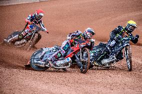 Belle Vue Colts v Mildenhall Fens Tigers - National Development League