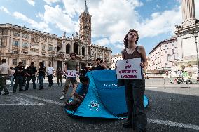 Demonstration In Defence Of Citizenship Income, 'Government Takes It Out On The Poor'