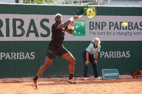 Roland Garros 2023 - Celebrities In The Stands - Day 2 NB