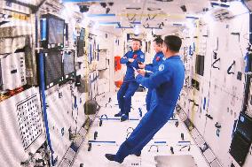 (EyesonSci) CHINA-SHENZHOU-16-SPACE STATION COMBINATION-DOCKING (CN)