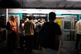 Incident In The Paris Metro