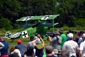 Le Temps des Hélices Air Show