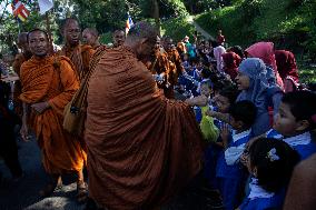 Buddhist Monks Perform Thousand Kilometers Of Religious Journey