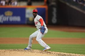 Philadelphia Phillies v New York Mets