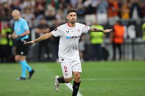 Europa League Final - Sevilla Beat Roma