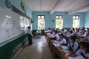 MYANMAR-YANGON-SCHOOL-CURRICULUM