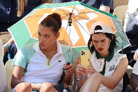 Roland Garros 2023 - Celebrities In The Stands - Day 5 NB