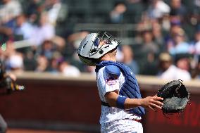 Philadelphia Phillies v New York Mets