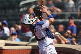 Philadelphia Phillies v New York Mets