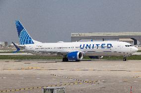 United Airlines Boeing 737 MAX Taxiing At Chicago O'Hare Airport