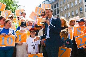 Federal Health Minister Dr. Karl Lauterbach Visits The Organ Donation Day In Duesseldorf