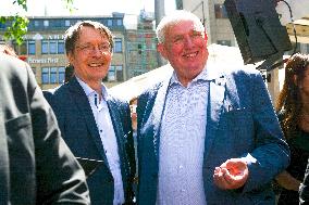 Federal Health Minister Dr. Karl Lauterbach Visits The Organ Donation Day In Duesseldorf