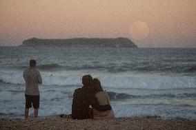 Full Moon In Brazil