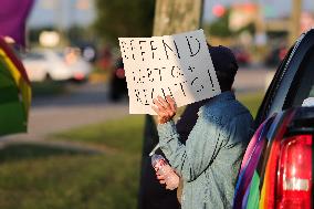 Anti-Transgender Protest Outside Texas Church Inspires Counter Protest