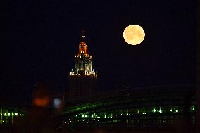 RUSSIA-MOSCOW-FULL MOON