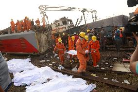 At Least 290 Killed In Deadly India Train Crash