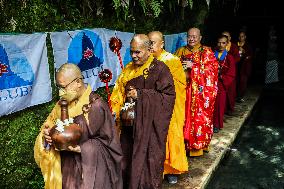 Indonesian Buddhists Celebrate The Birth Of Buddha At Borobudur Temple