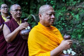 Indonesian Buddhists Celebrate The Birth Of Buddha At Borobudur Temple