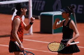 (SP)FRANCE-PARIS-TENNIS-ROLAND GARROS-FRENCH OPEN-WOMEN'S DOUBLES