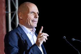 Election Campaign Of Mera25 And The Leader Yanis Varoufakis In Athens