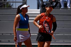 (SP)FRANCE-PARIS-TENNIS-ROLAND GARROS-FRENCH OPEN-WOMEN'S DOUBLES