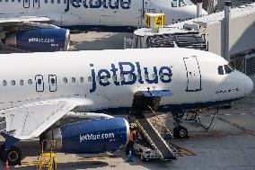 JetBlue Aircraft At LaGuardia Airport