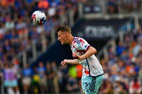 FC Cincinnati v Chicago Fire FC - Major League Soccer