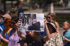 Demonstration For Saving Ukrainian Children In Duesseldorf