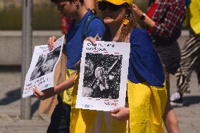 Demonstration For Saving Ukrainian Children In Duesseldorf