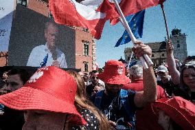 Pro-democratic March In Warsaw Gathered Up To 500k Participants