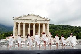 From New York To The Canovian Temple Of Possagno Dance Show