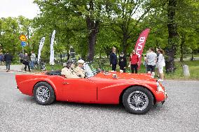 SWEDEN-STOCKHOLM-VINTAGE & ANTIQUE CAR SHOW