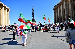 Rally Of Iranians Against The Regime Of Tehran - Paris