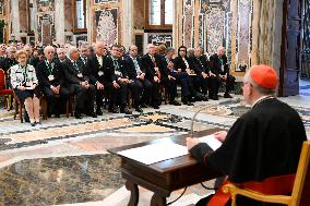 Pope Francis In Audience - Vatican