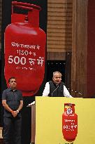 Indira Gandhi Gas Subsidy Yojana Launch In Jaipur