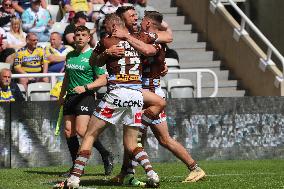 St Helens v Huddersfield Giants - BetFred Super League