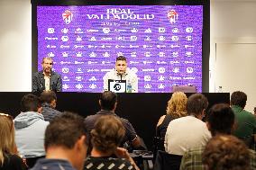 Ronaldo Nazario De Lima Press Conference - Valladolid