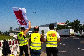 Ver.di Labor Union Calls For Another Round Two Days Strike From Wholesale Workers In Cologne