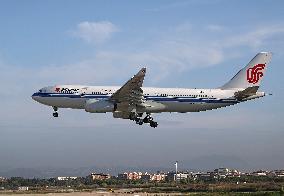 Air China Flies To Barcelona Again