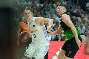 Real Madrid v Joventut Badalona - Liga Endesa