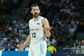 Real Madrid v Joventut Badalona - Liga Endesa