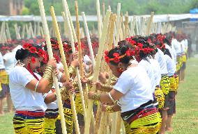 1400 Sumi Womens Perform A Traditional Rice Pounding Folk Song