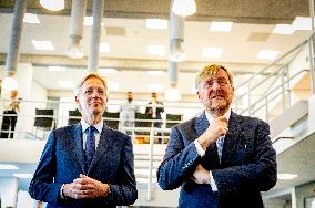 King Willem-Alexander Visits Shipping and Transport College - Rotterdam