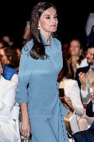 Queen Letizia At 15th Euros From Your Paycheck - Madrid