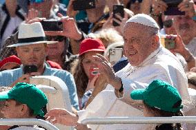 Pope Francis Weekly General Audience - Vatican
