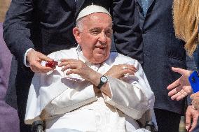 Pope Francis Weekly General Audience - Vatican