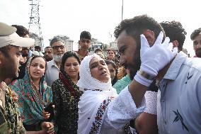 Kashmiri Muslims Leave For Annual Hajj Pilgrimage